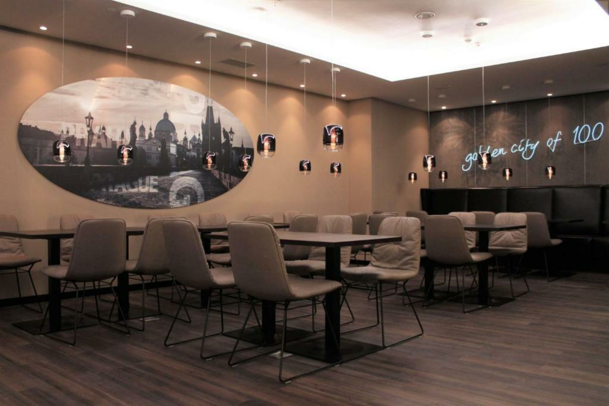 Motel One Prague-Florentinum