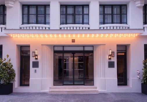 Hotel Eiffel Blomet