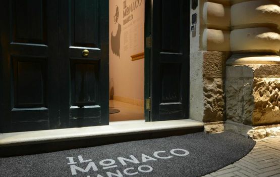 La Residenza del Monaco bianco