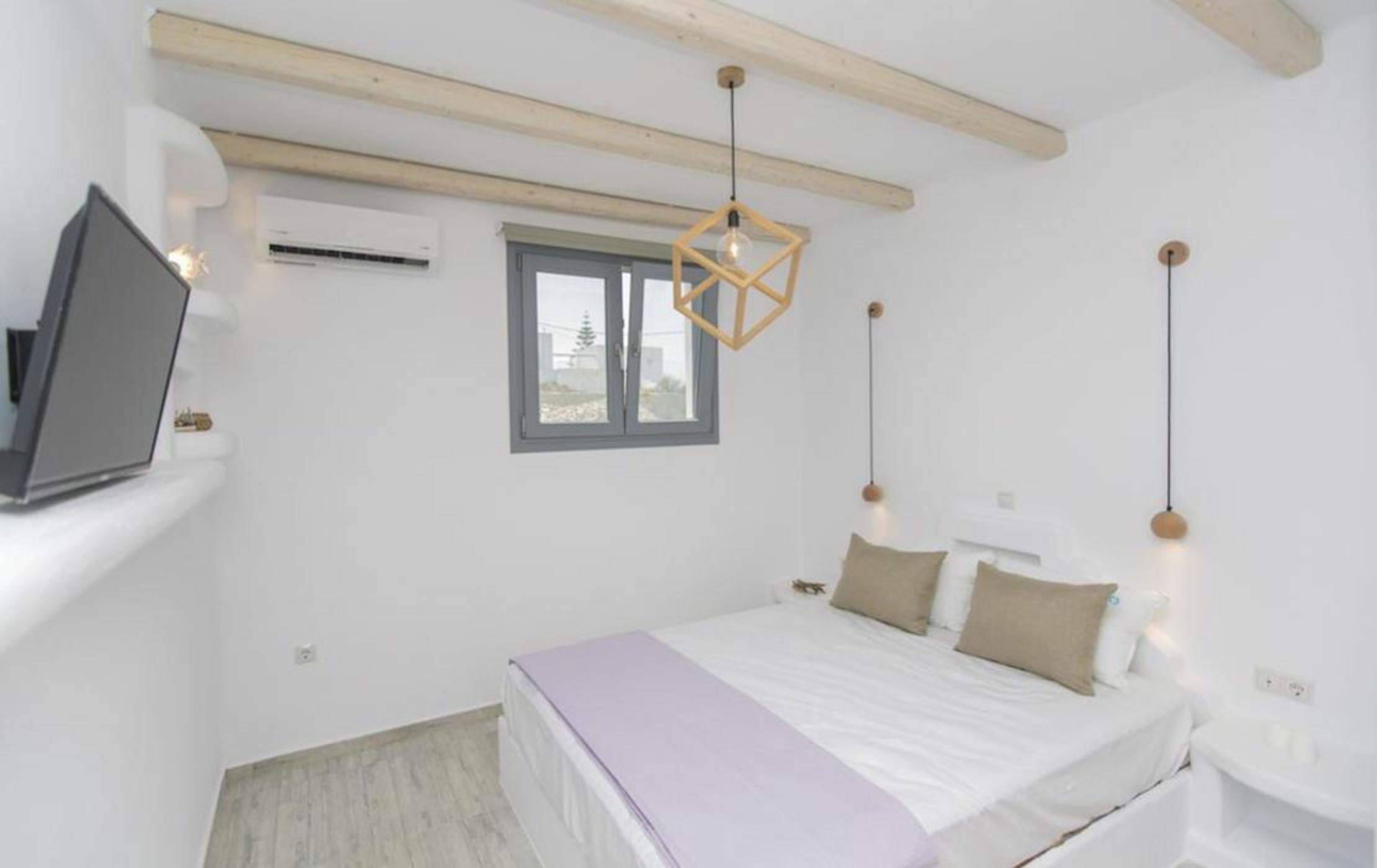 Salinus 2 Naxian Villa