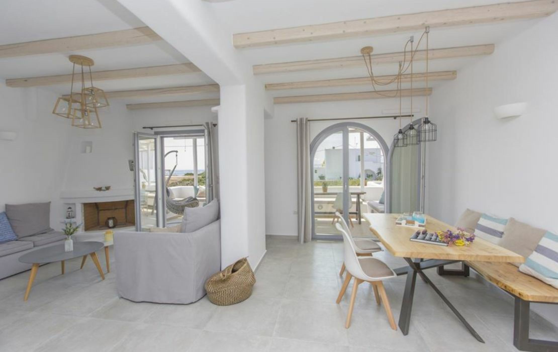 Salinus 2 Naxian Villa