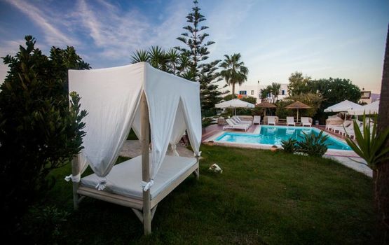 Studios Athina Plaka