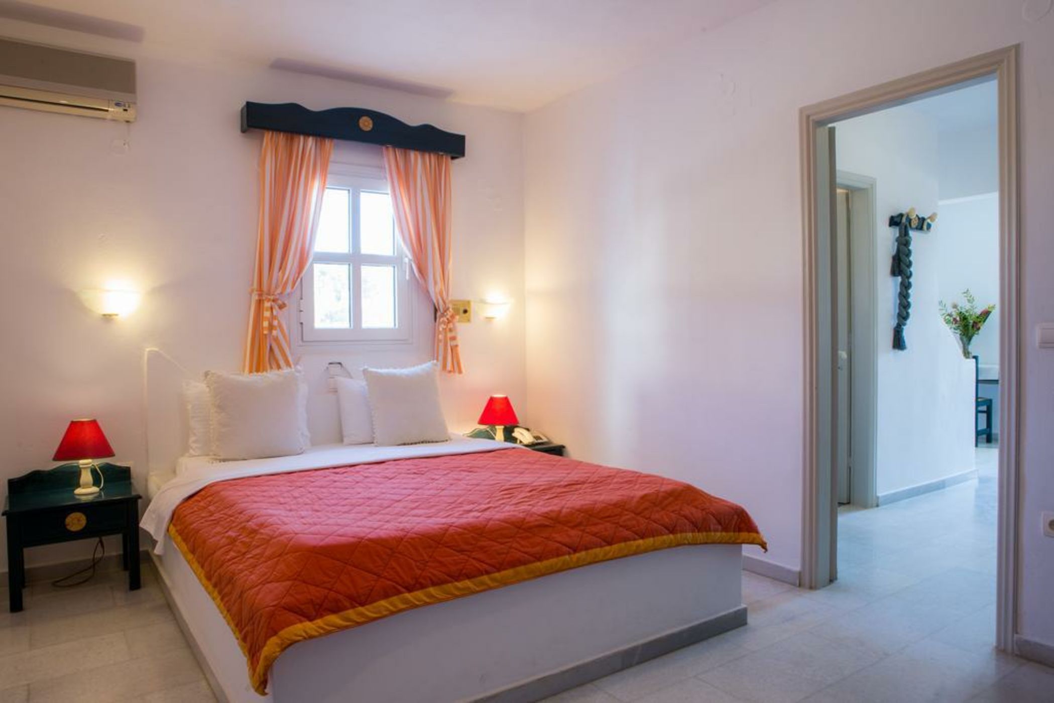 Studios Athina Plaka