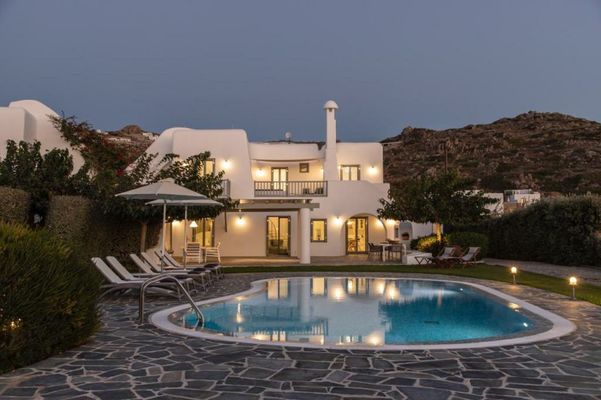 Aqua Breeze Villas on the beach