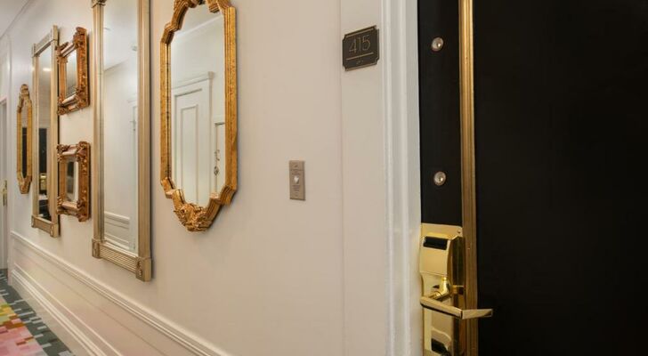 Staypineapple, An Elegant Hotel, Union Square