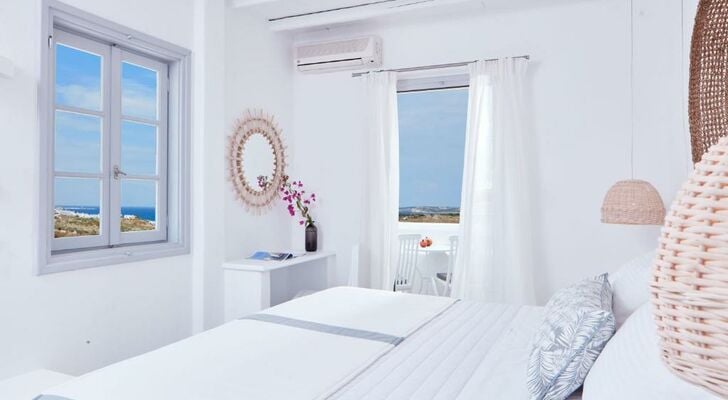 Mr. and Mrs. White Paros - Small Luxury Hotels of the World