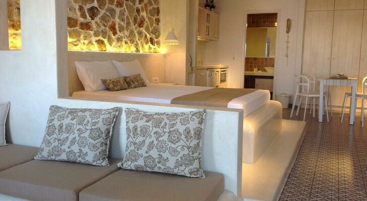 Anatoli Luxury Studios & Suites