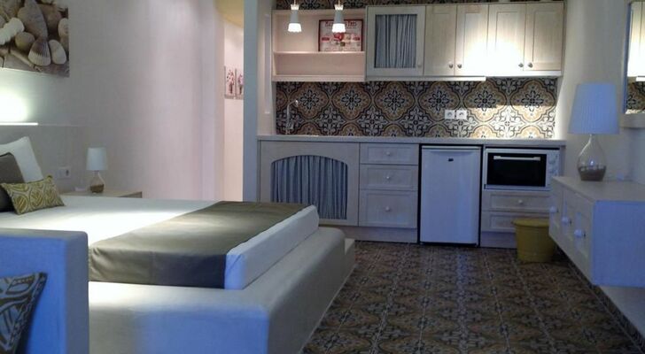 Anatoli Luxury Studios & Suites