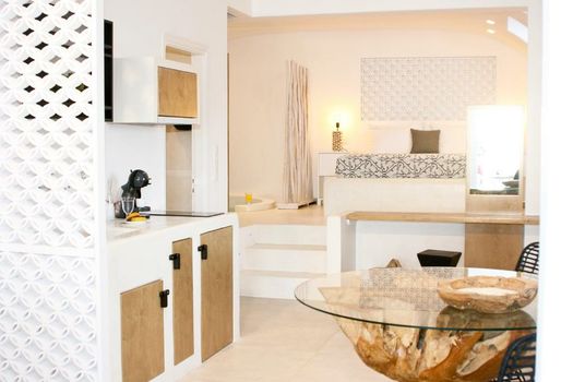 Anatoli Luxury Studios & Suites