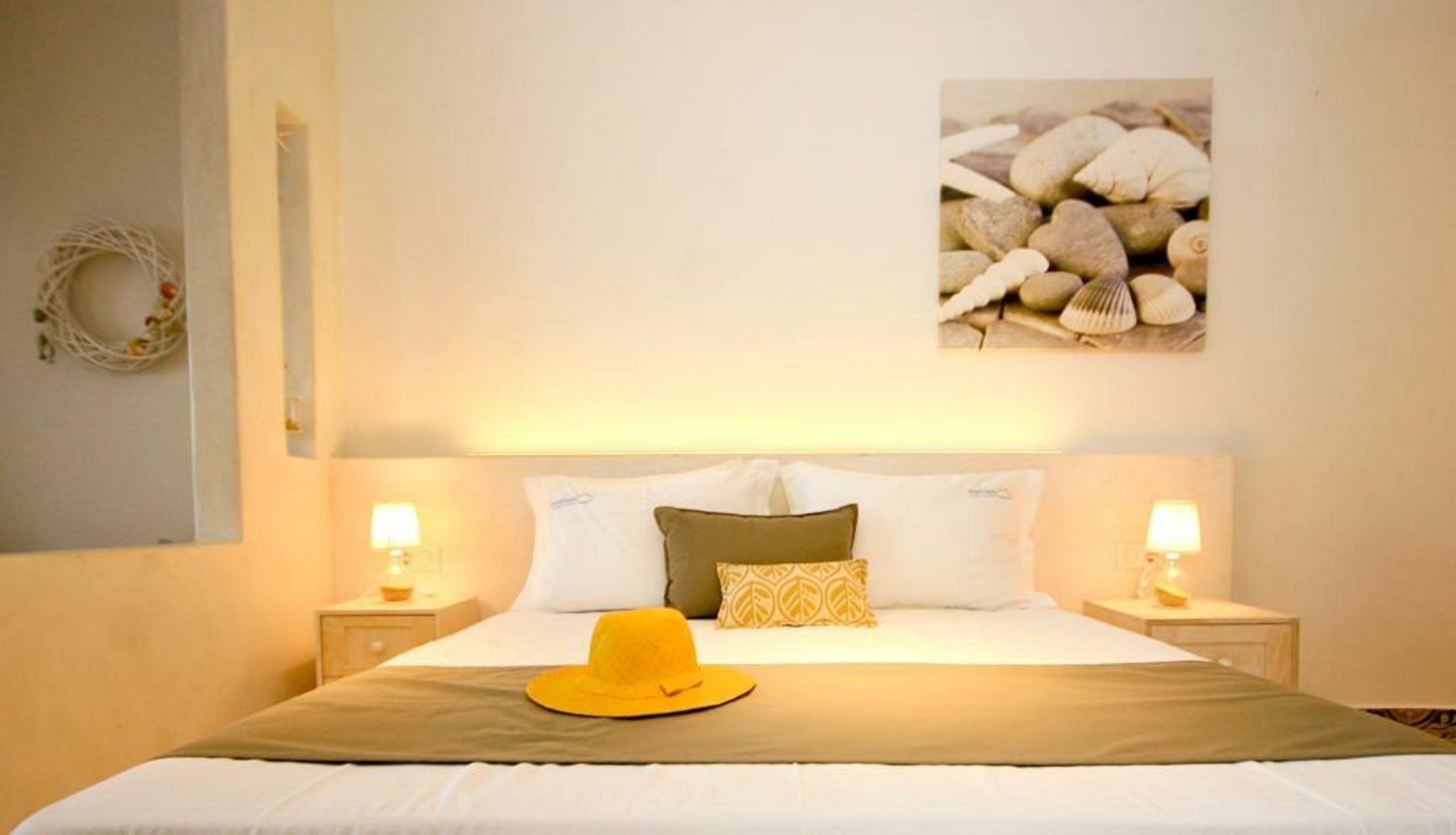 Anatoli Luxury Studios & Suites