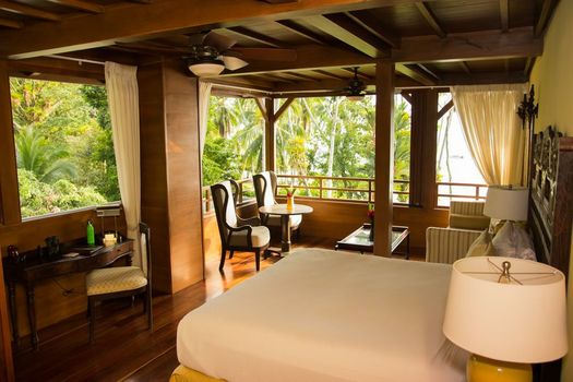 Playa Cativo Lodge