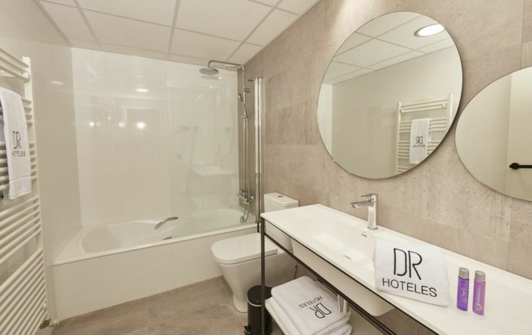 Apartamentos Dos Rios Avenida Ainsa