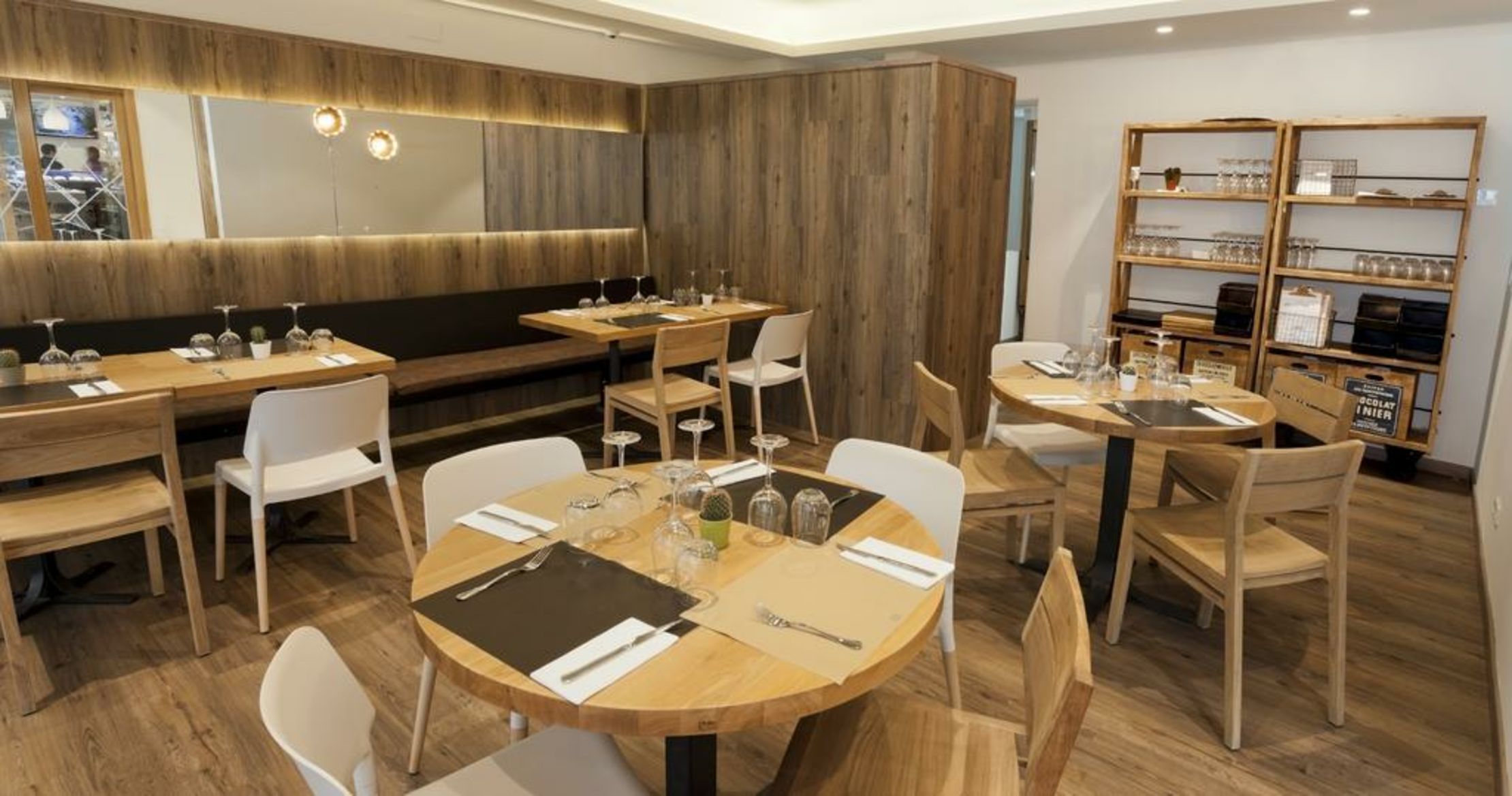 Apartamentos Dos Rios Avenida Ainsa