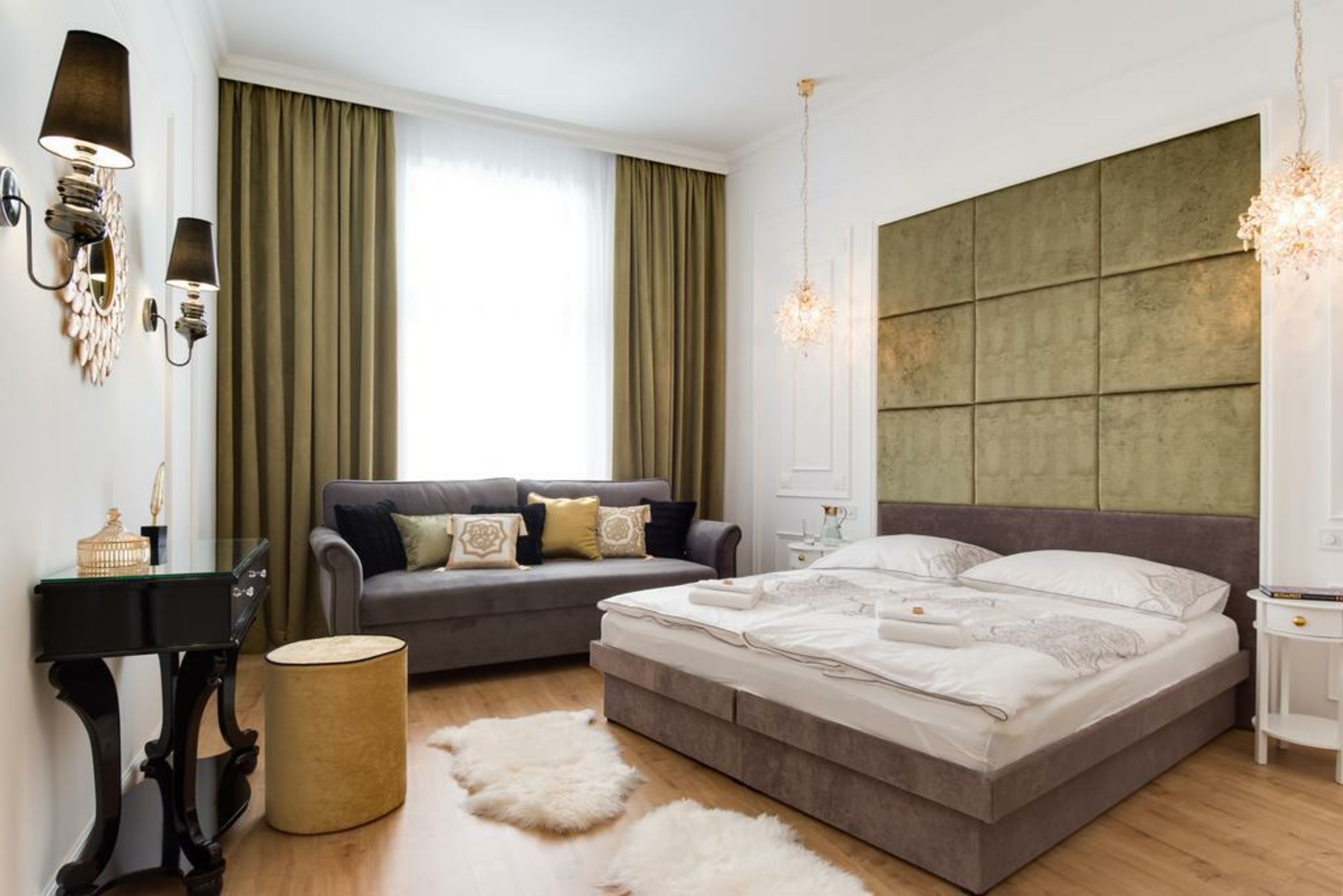 Chestnut & Eliza Suites - Superior Homes Downtown