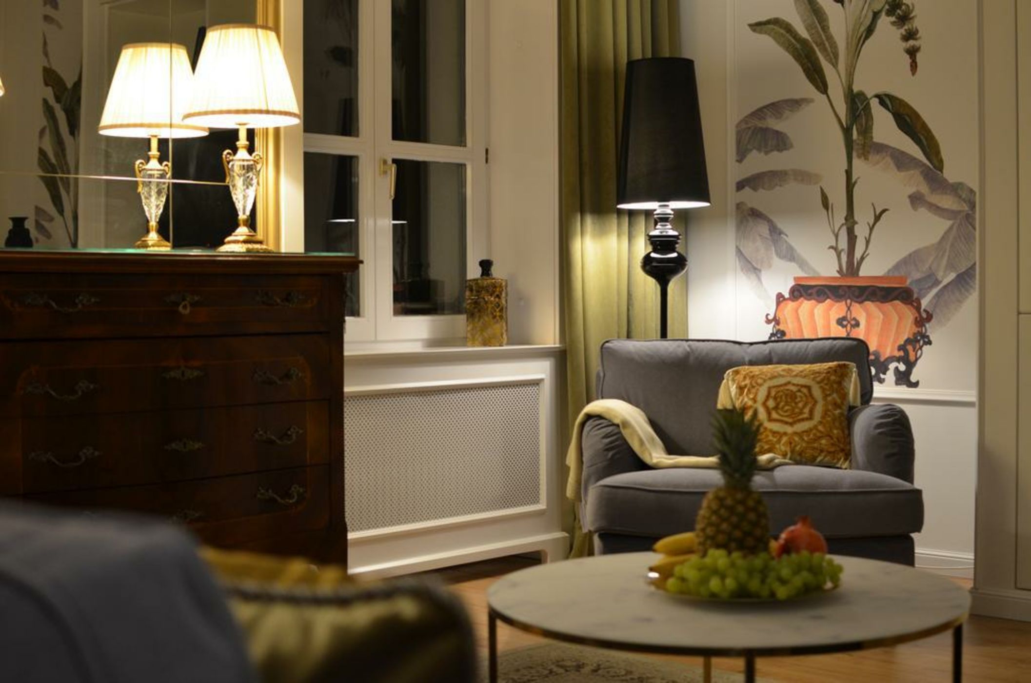 Chestnut & Eliza Suites - Superior Homes Downtown