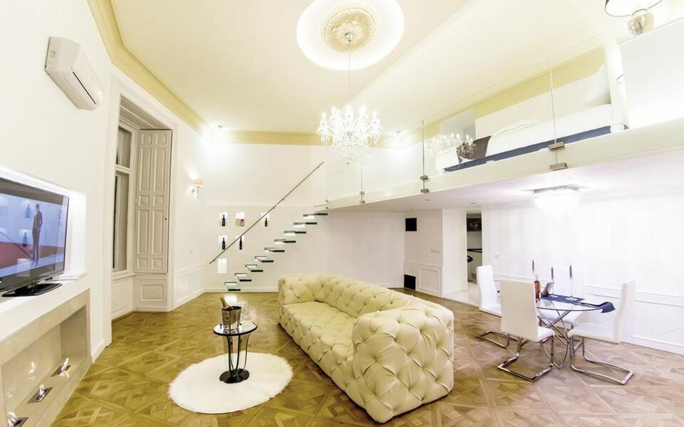 Enzo Capo Luxury Suites A Design Boutique Hotel Budapest Hungary Enzo Capo Luxury Apartments Budapest 1