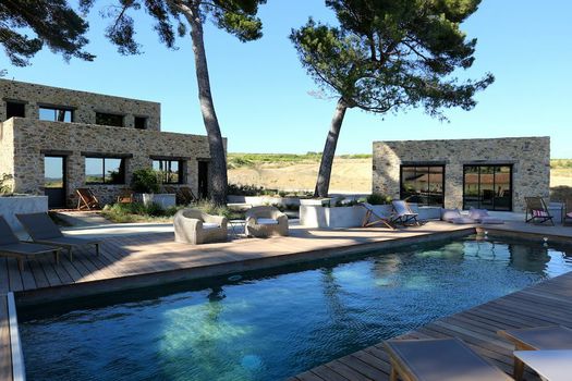 Villa Symposia