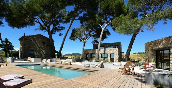 Villa Symposia