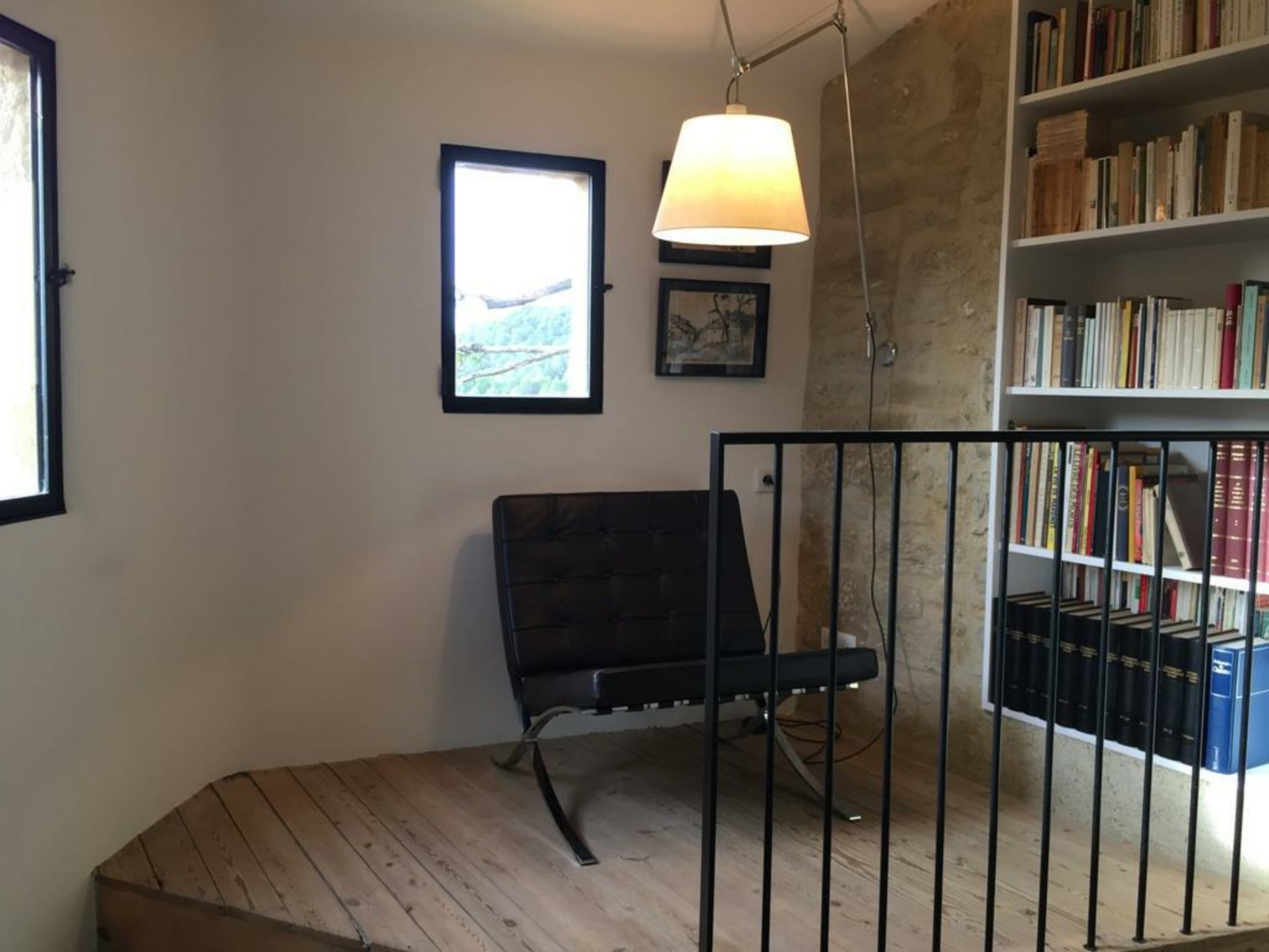 Tour Sarrazine de Montaren