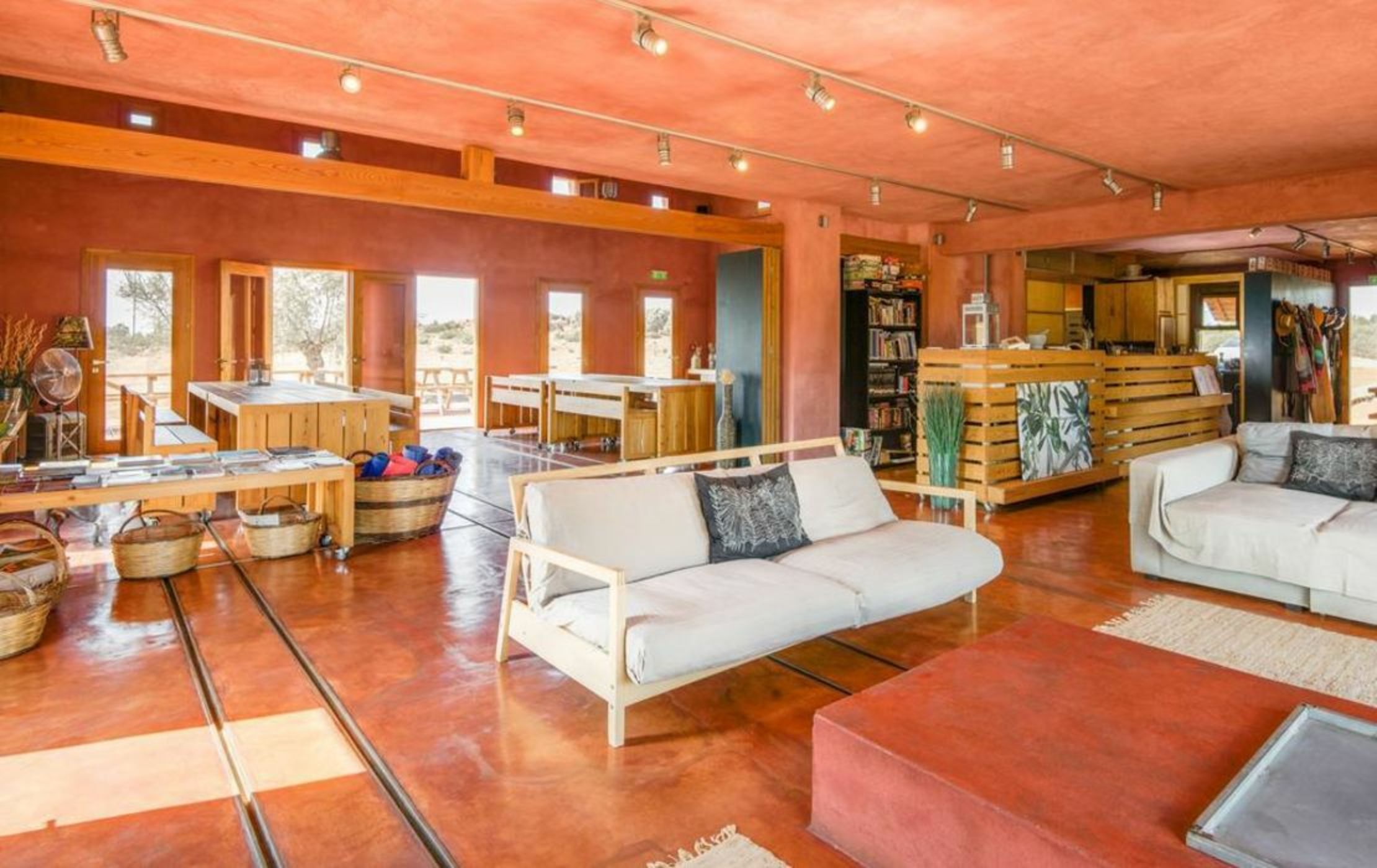 Eumelia Organic Agrotourism Farm & Guesthouse