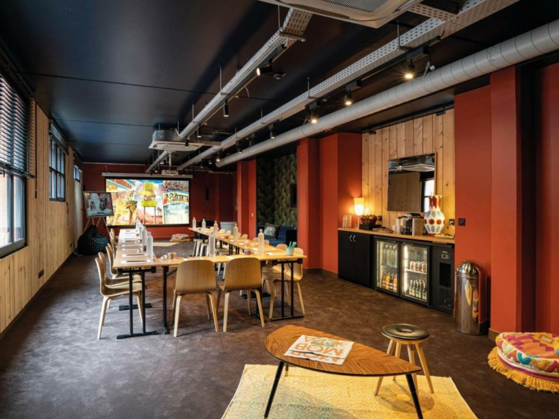 MOB HOTEL Paris Les Puces