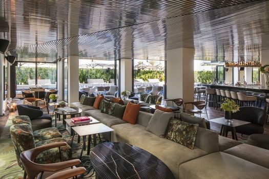 Sir Joan Hotel