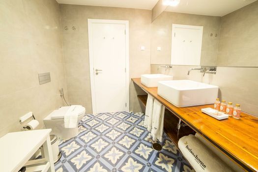 Bica FLH Suites