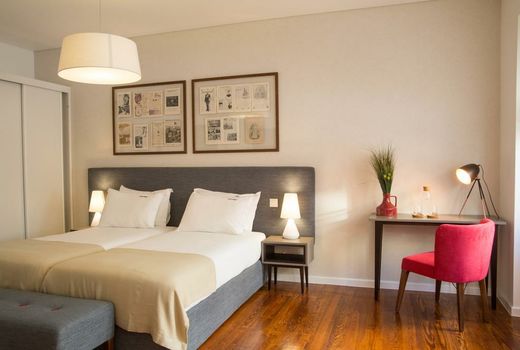 Bica FLH Suites
