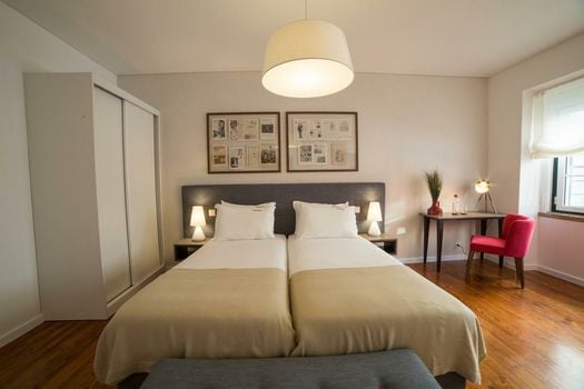 Bica FLH Suites