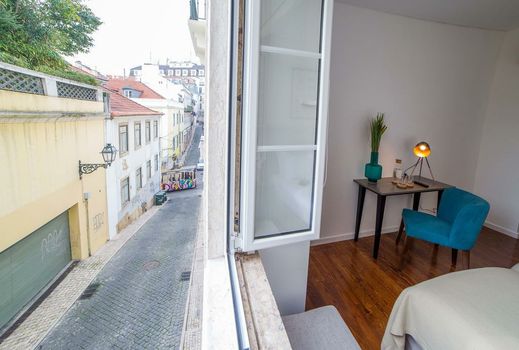 Bica FLH Suites