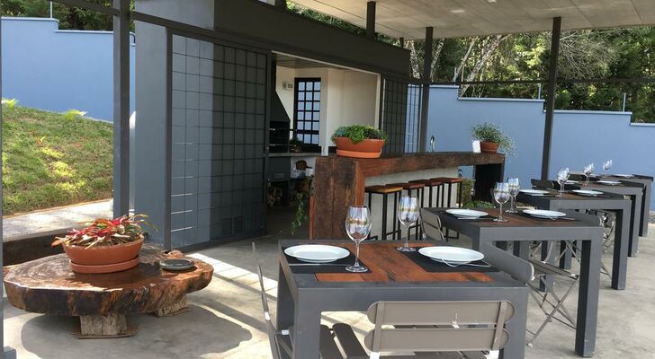 Latitude Lodge