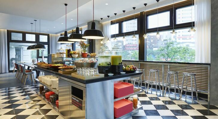citizenM Taipei North Gate