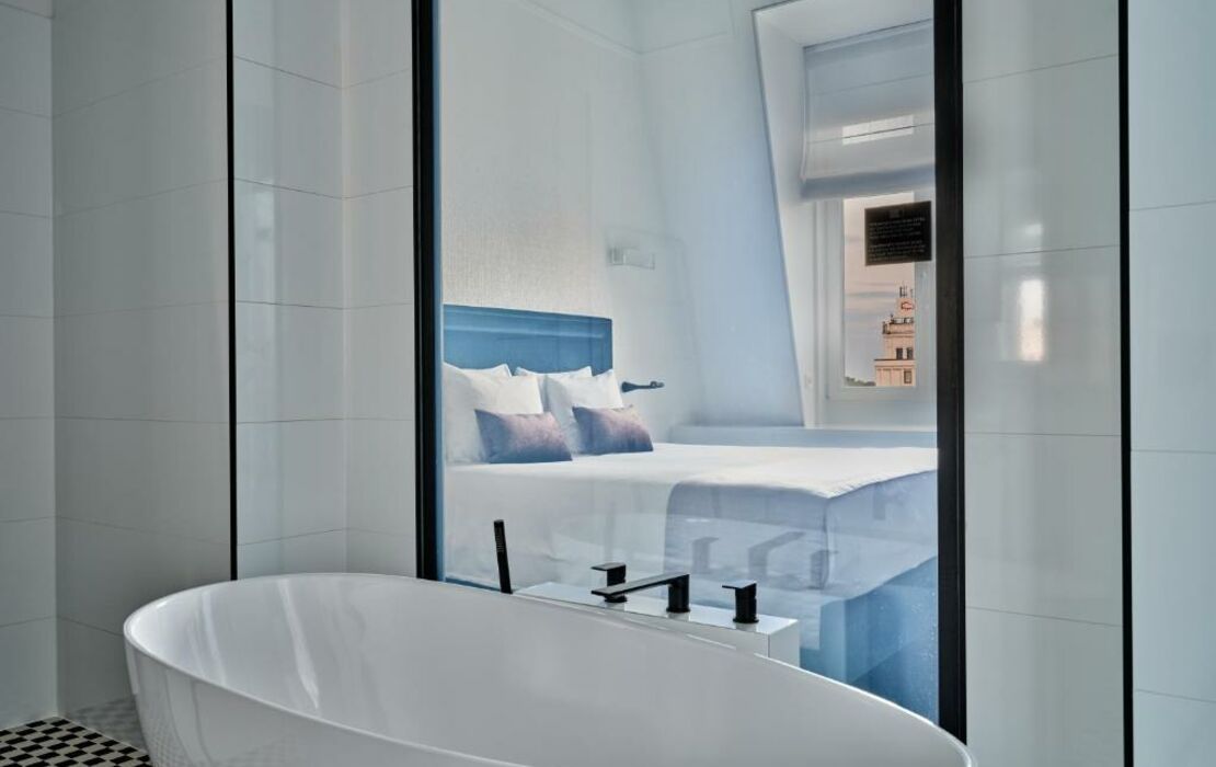 Hotel Indigo Warsaw Nowy Świat, an IHG Hotel, a Design Boutique Hotel