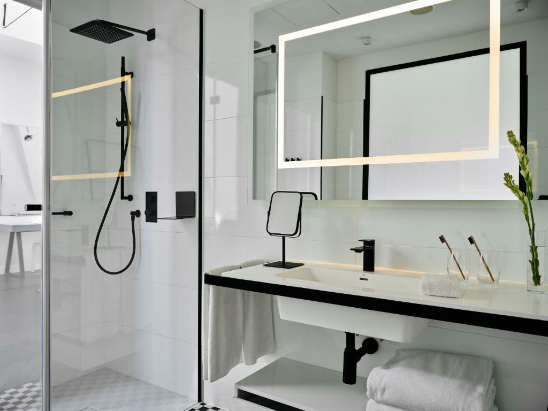 Hotel Indigo Warsaw Nowy Świat, an IHG Hotel