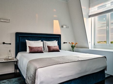 Hotel Indigo Warsaw Nowy Świat, an IHG Hotel