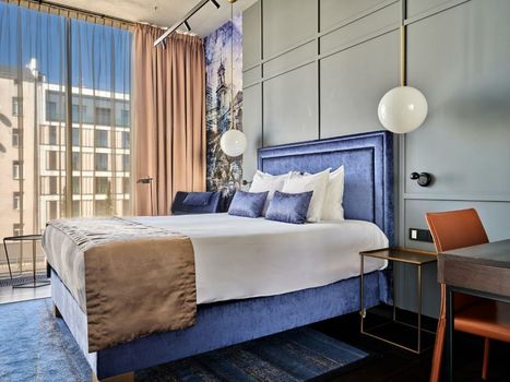 Hotel Indigo Warsaw Nowy Świat, an IHG Hotel