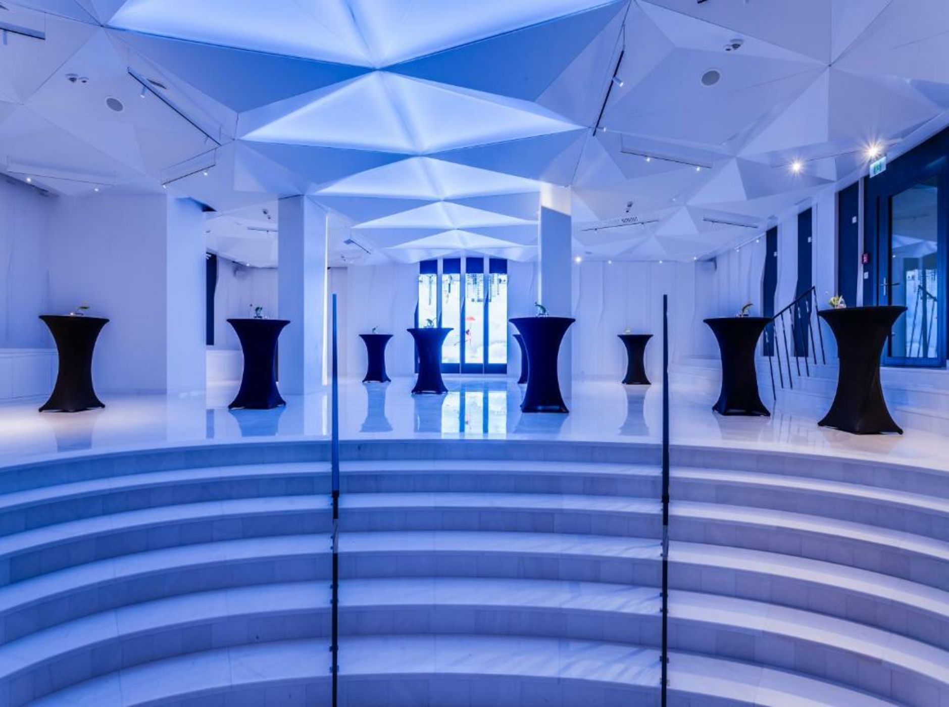 Hotel Indigo Warsaw Nowy Świat, an IHG Hotel