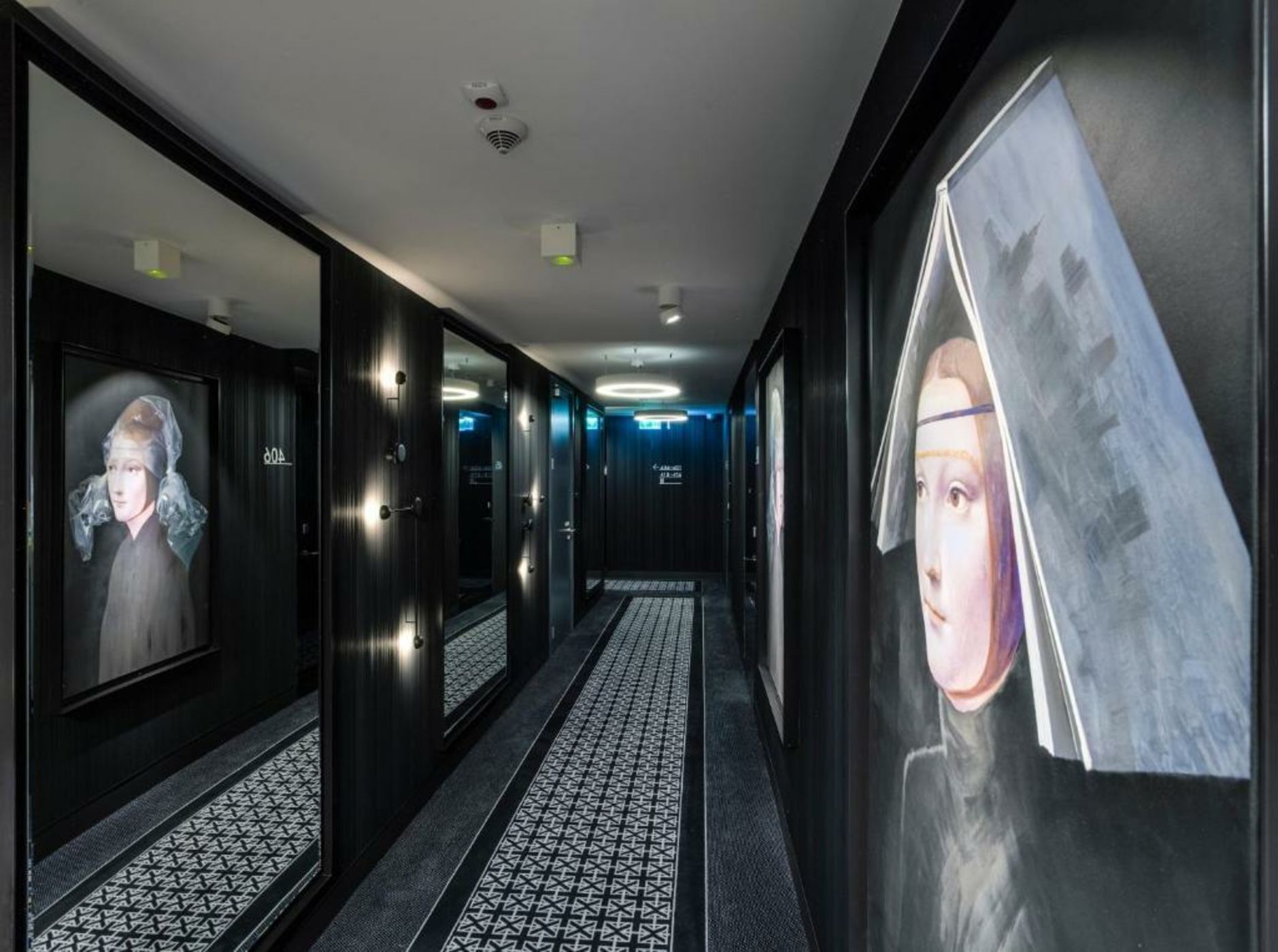 Hotel Indigo Warsaw Nowy Świat, an IHG Hotel