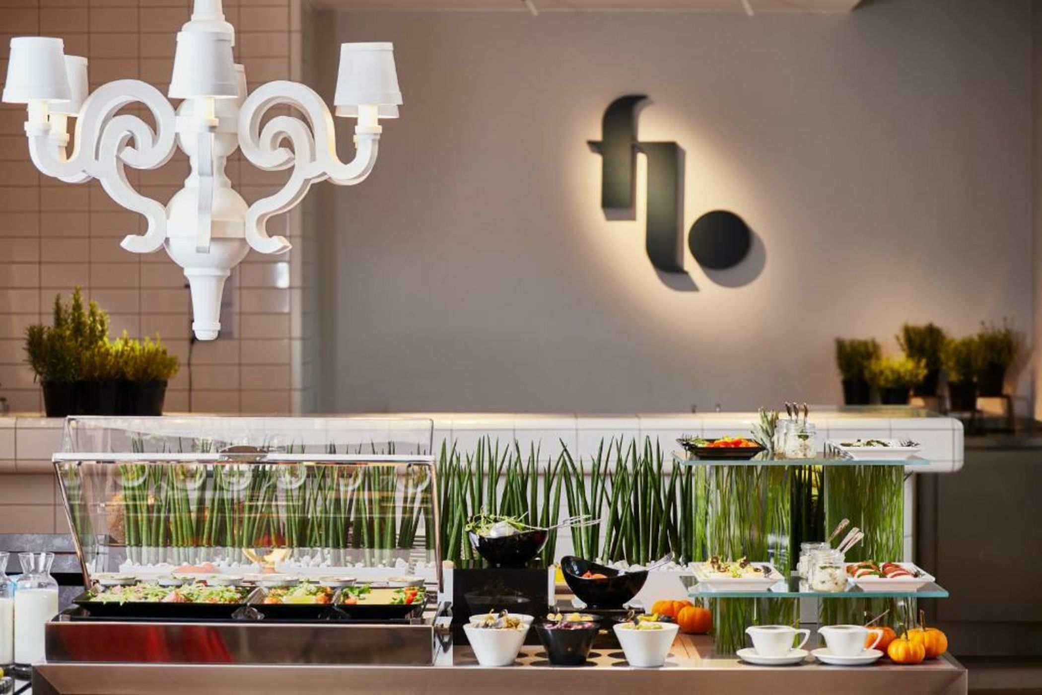 Hotel Indigo Warsaw Nowy Świat, an IHG Hotel