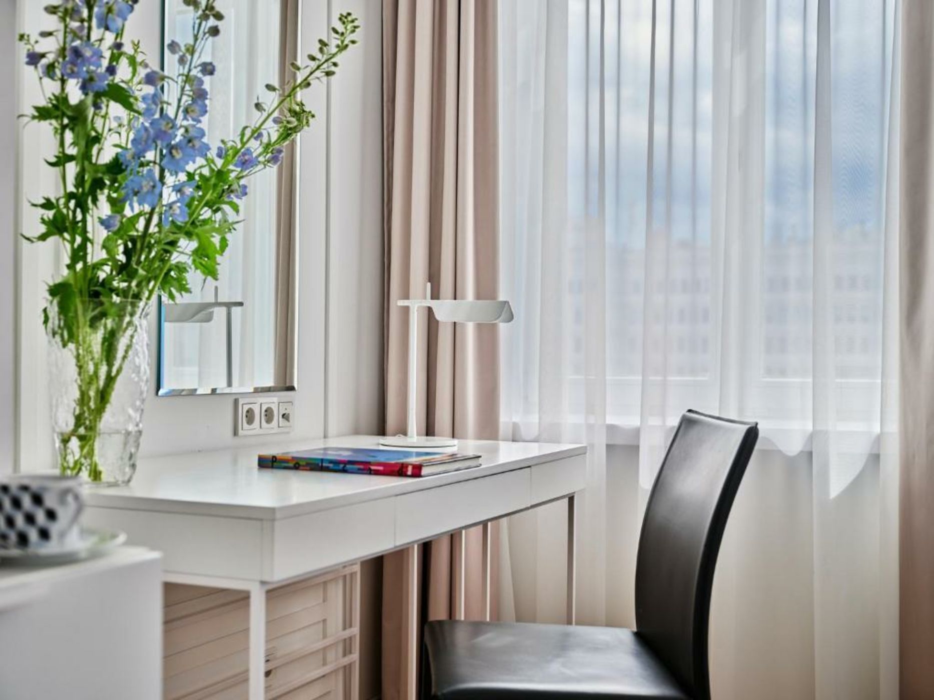 Hotel Indigo Warsaw Nowy Świat, an IHG Hotel