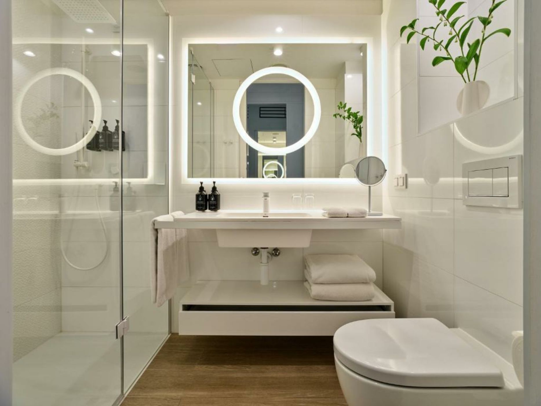 Hotel Indigo Warsaw Nowy Świat, an IHG Hotel