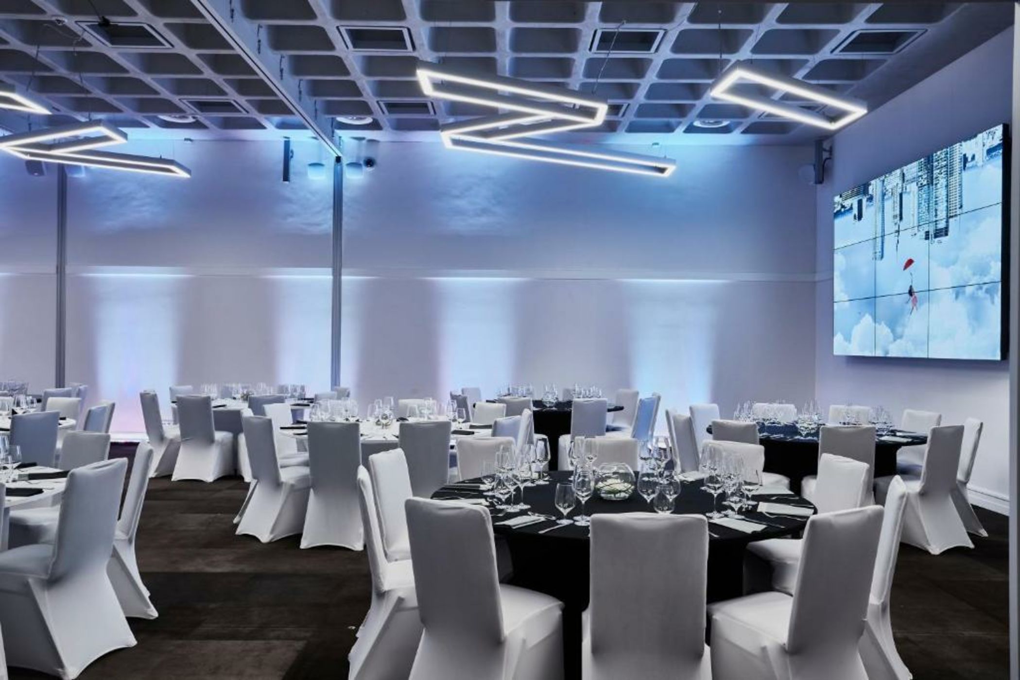 Hotel Indigo Warsaw Nowy Świat, an IHG Hotel