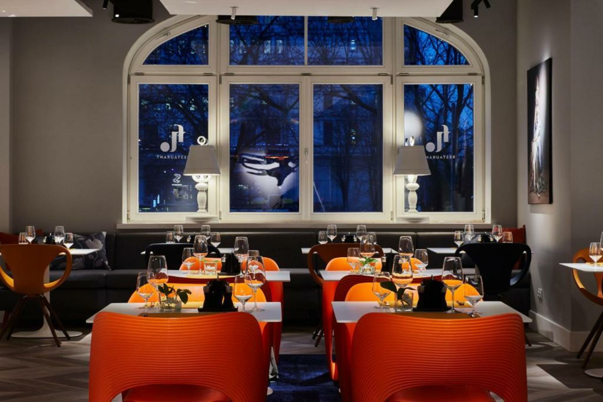 Hotel Indigo Warsaw Nowy Świat, an IHG Hotel