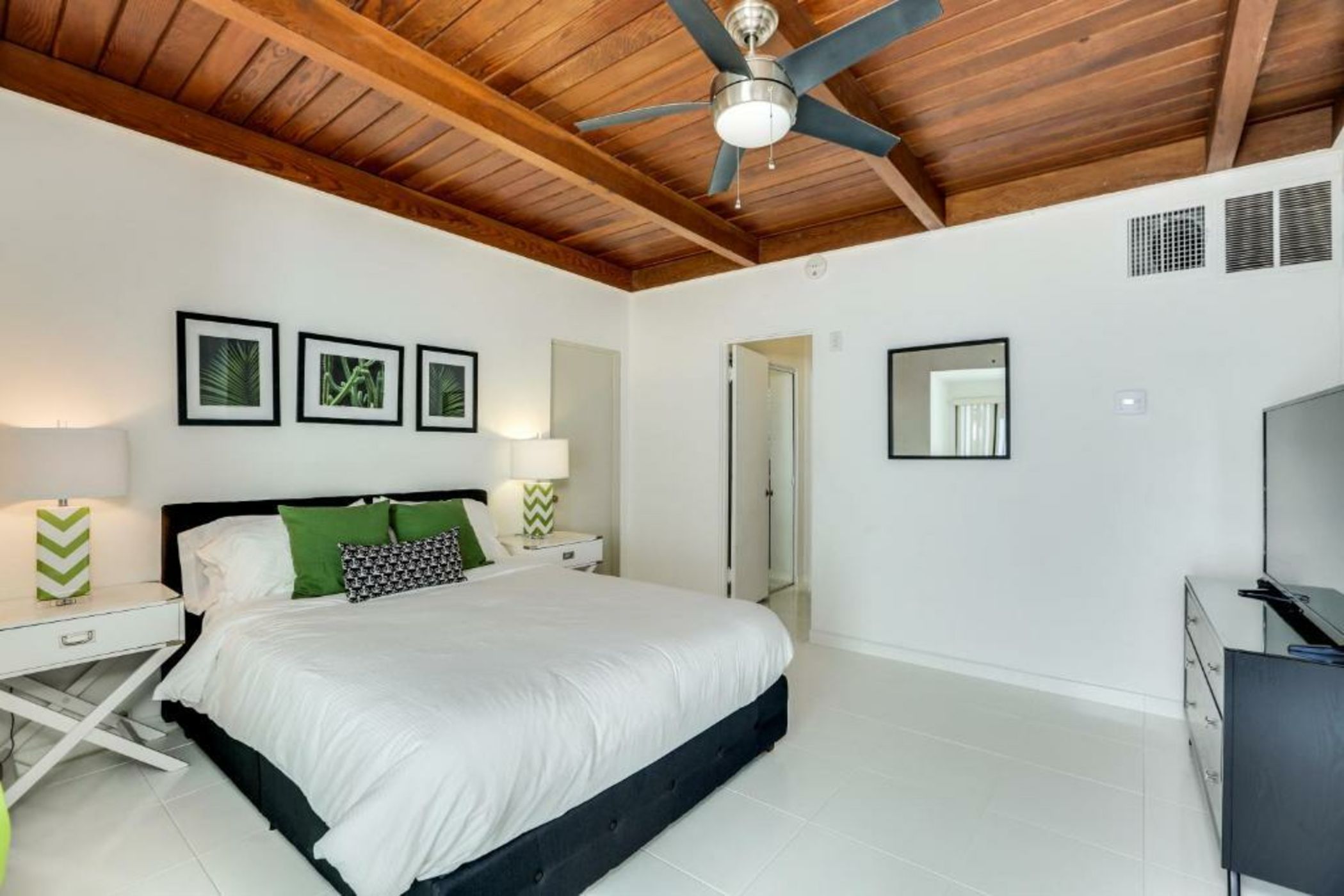 The Three Fifty Hotel- Adults only 21 & up