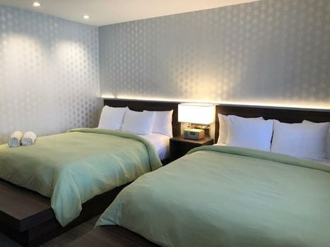 Skylark Hotel