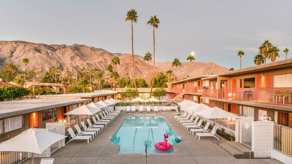 Skylark Hotel