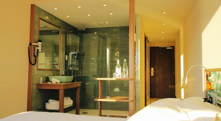 Le Golfe, Piscine & Spa Casanera
