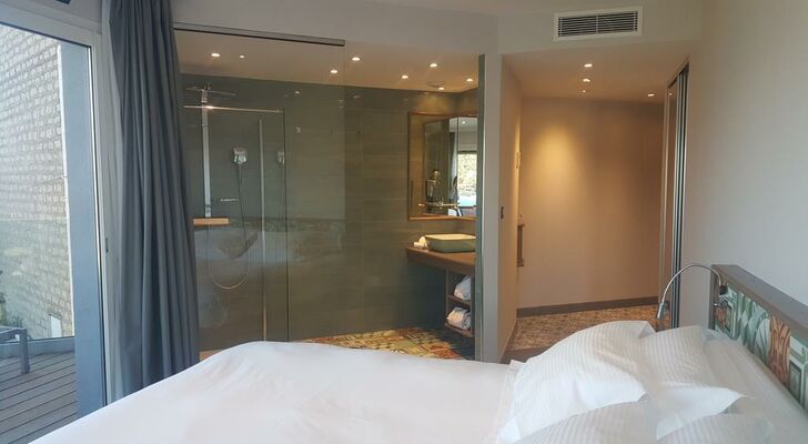 Le Golfe, Piscine & Spa Casanera