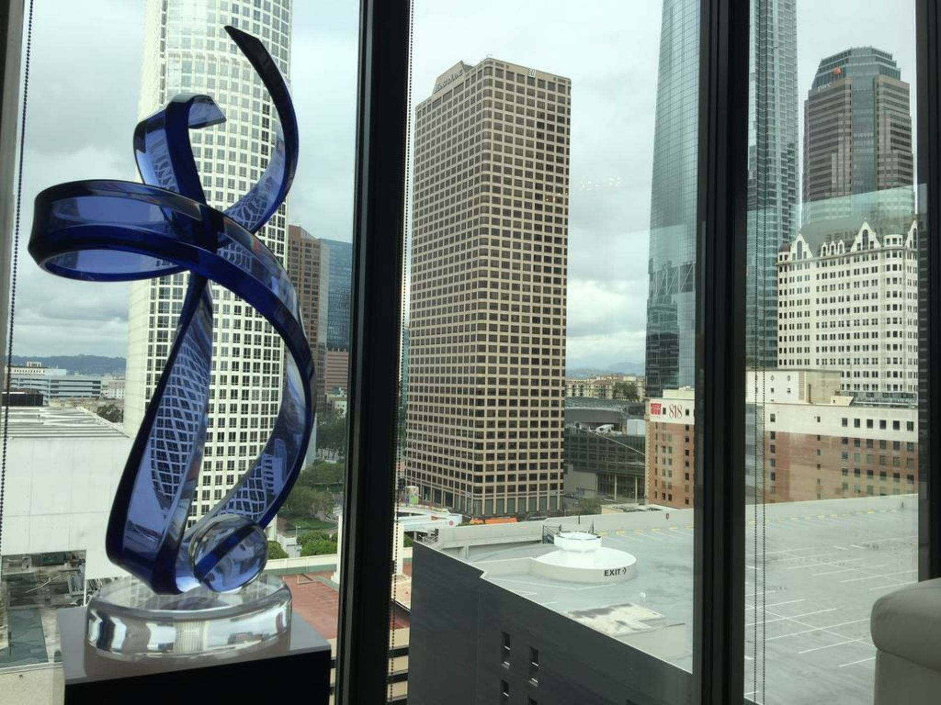 Downtown L.A. Luxury Suite