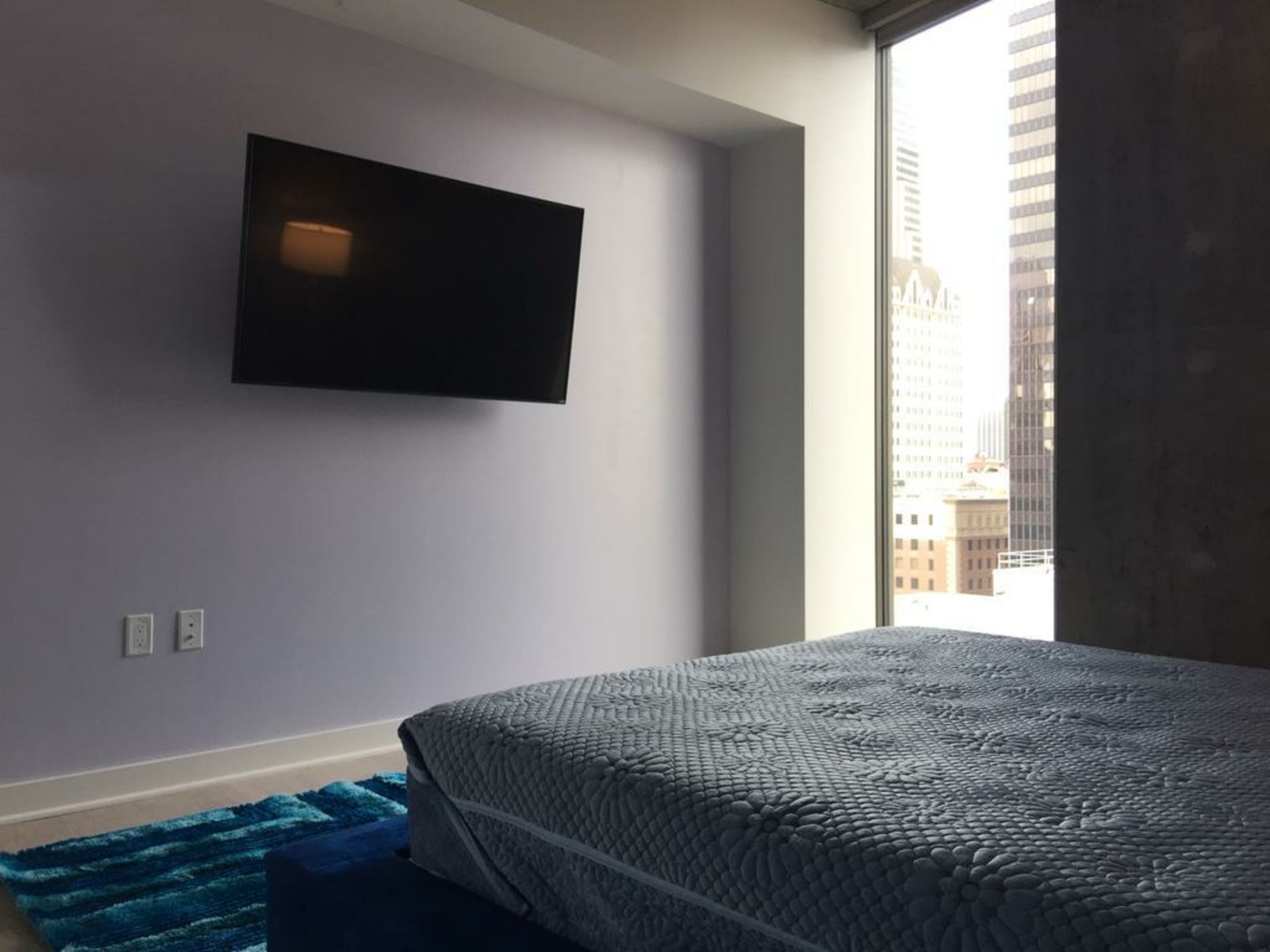 Downtown L.A. Luxury Suite